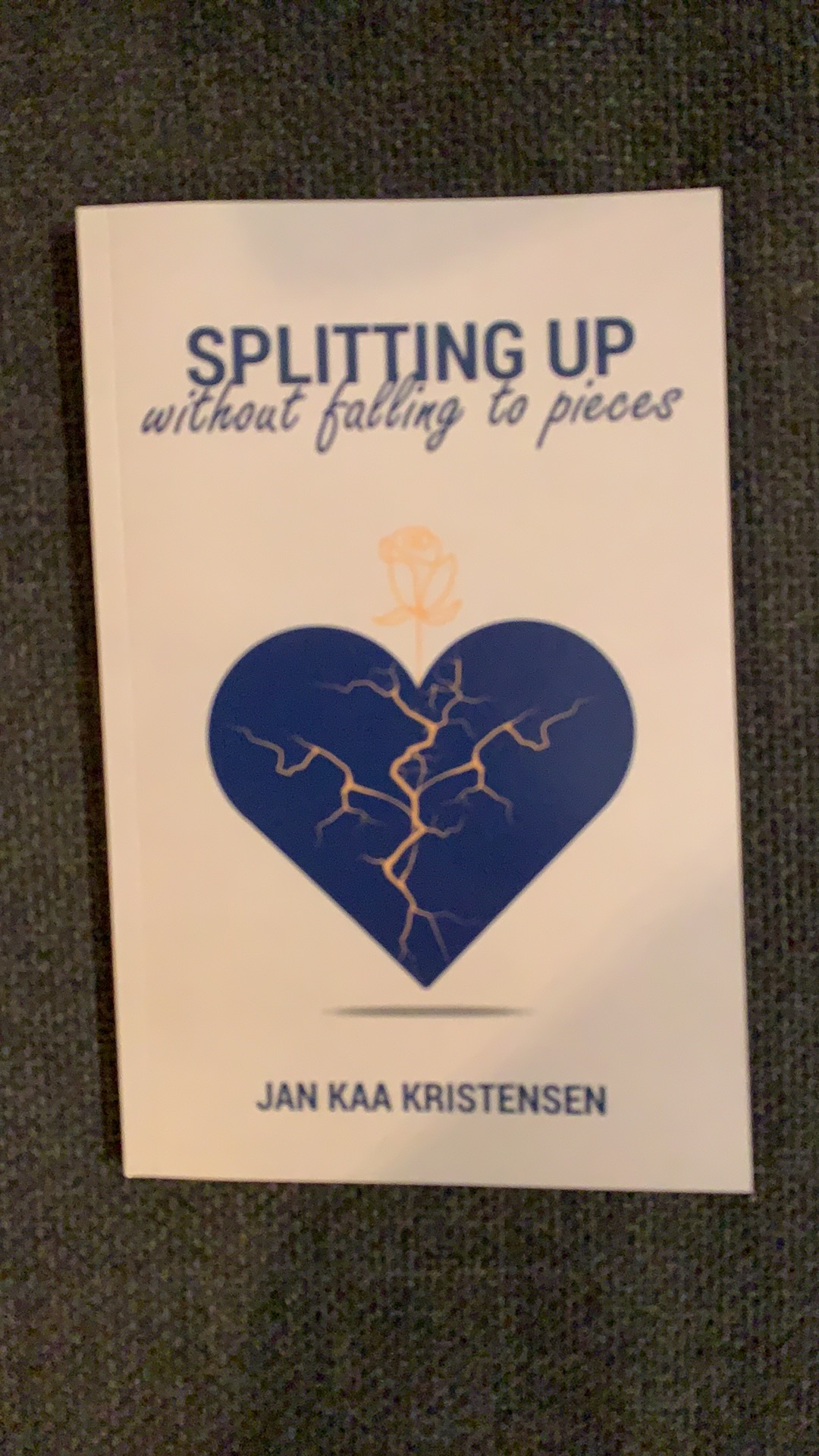 Book cover of Splitting Up Without Falling to Pieces by Jan Kaa Kristensen